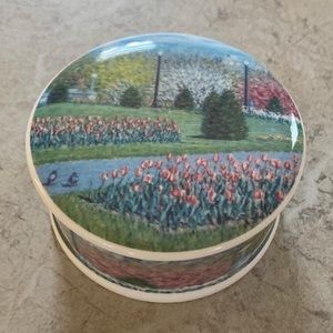 Tulip Time E. Joseph Fontaine Wren England Impressionist Watercolor Trinket Box